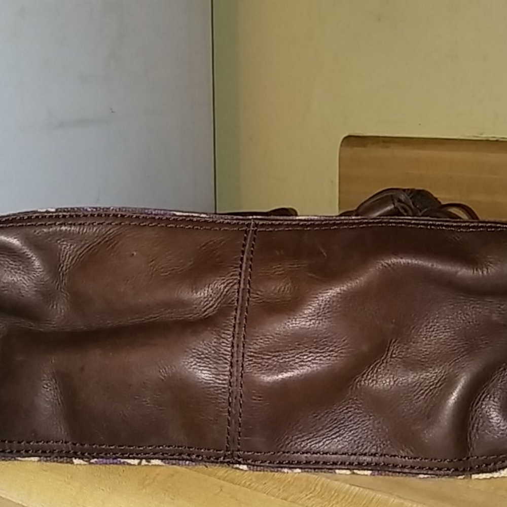 Lucky Brand Leaf Print Hobo Bag - Picture 8 of 8
